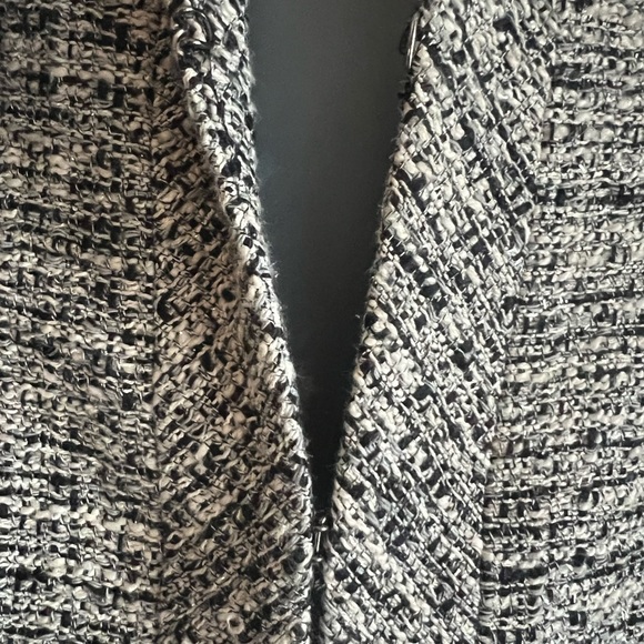 Simon Change metallic neutral beige open front long formal coat/blazer - Picture 5 of 9